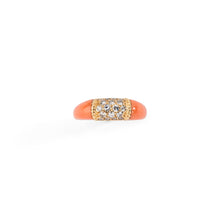 Charger l'image dans la galerie, Bague Van Cleef & Arpels, collection Philippine en or jaune et corail