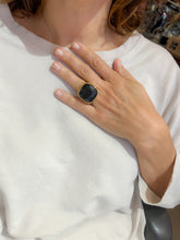 Charger l'image dans la galerie, Bague de la maison italienne Pomellato,modèle Victoria