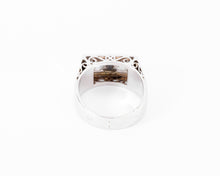 Charger l'image dans la galerie, Bague chevaliere en platine ornée de 2 diamants