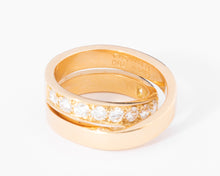 Charger l'image dans la galerie, Bague Cartier modèle Nouvelle Vague or jaune et diamants