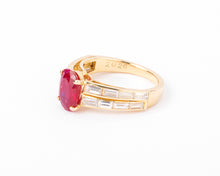 Charger l'image dans la galerie, Bague or jaune ornée d'un rubis Birman