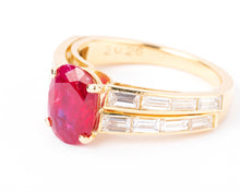 Charger l'image dans la galerie, Bague or jaune ornée d'un rubis Birman