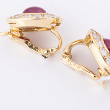 Charger l'image dans la galerie, Boucles d'oreilles en rubis et diamants de la maison Van Cleef and Arpels