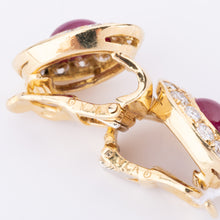 Charger l'image dans la galerie, Boucles d'oreilles en rubis et diamants de la maison Van Cleef and Arpels