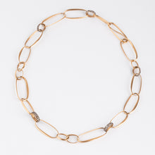 Charger l'image dans la galerie, Collier or rose brossé de la maison Pomellato collection Victoria