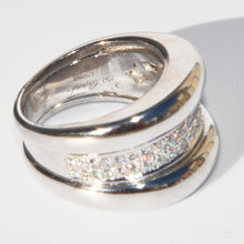 Charger l'image dans la galerie, Bague or gris de la maison Chopard modèle Strada