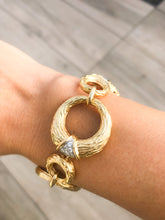 Charger l'image dans la galerie, Bracelet en or jaune et diamants de la maison Boucheron