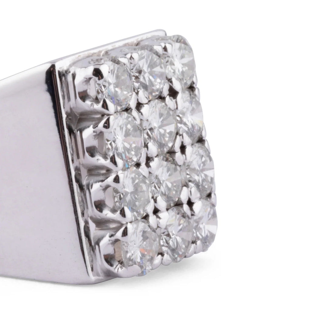 Bague chevalière en or gris et diamant