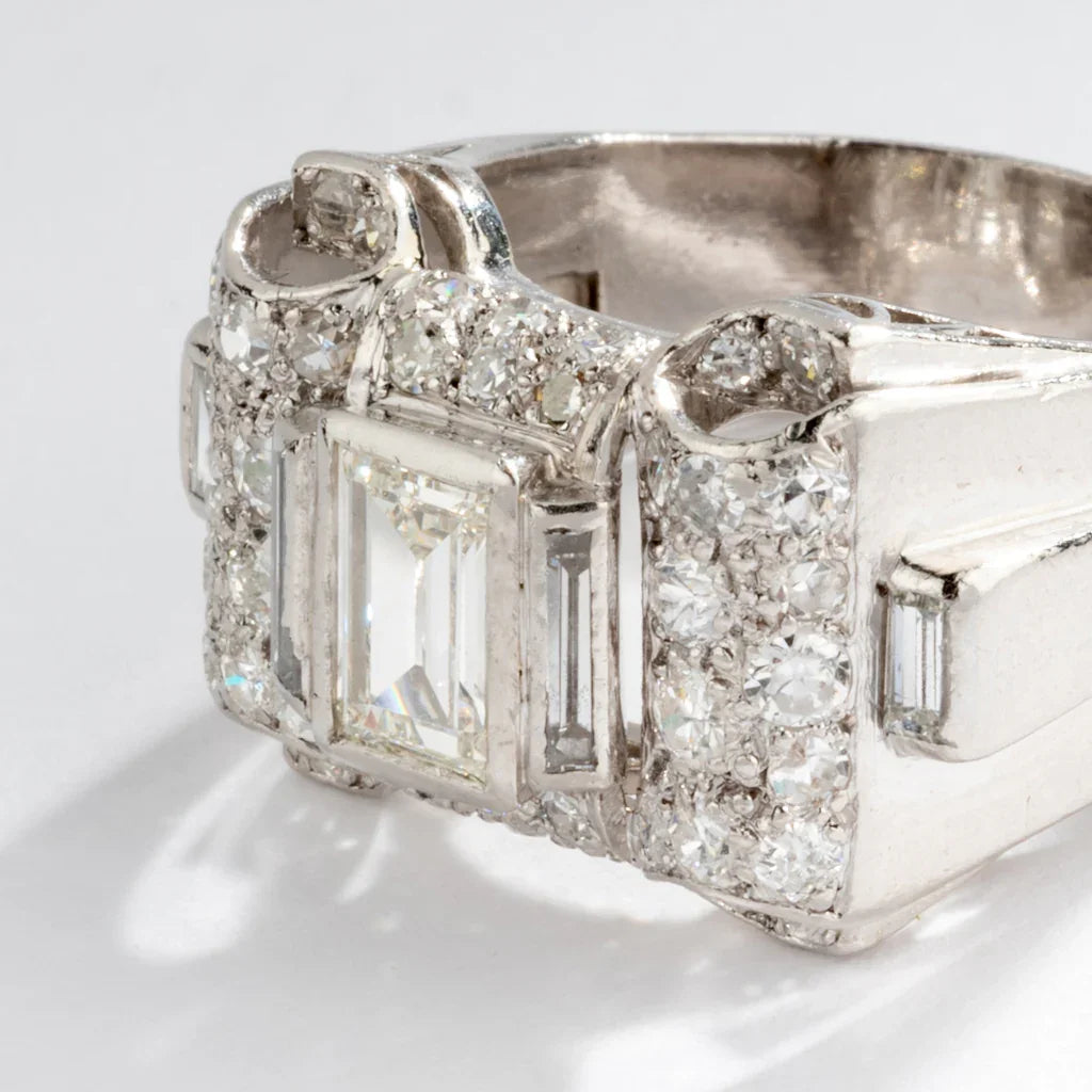 Art Deco Platinum and Diamond Ring