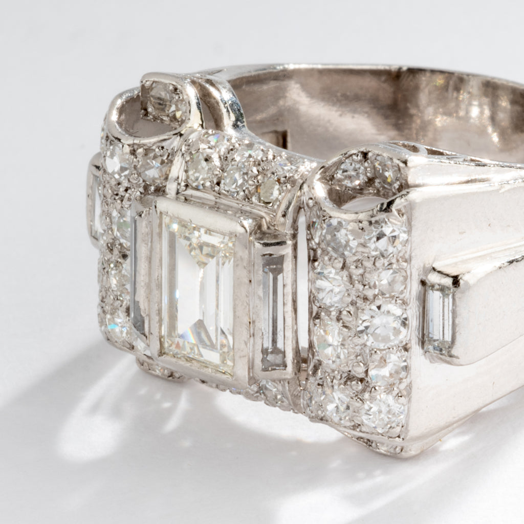 Art Deco Platinum and Diamond Ring