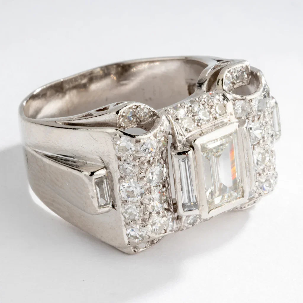 Art Deco Platinum and Diamond Ring