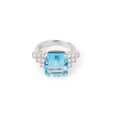 White gold and aquamarine ring