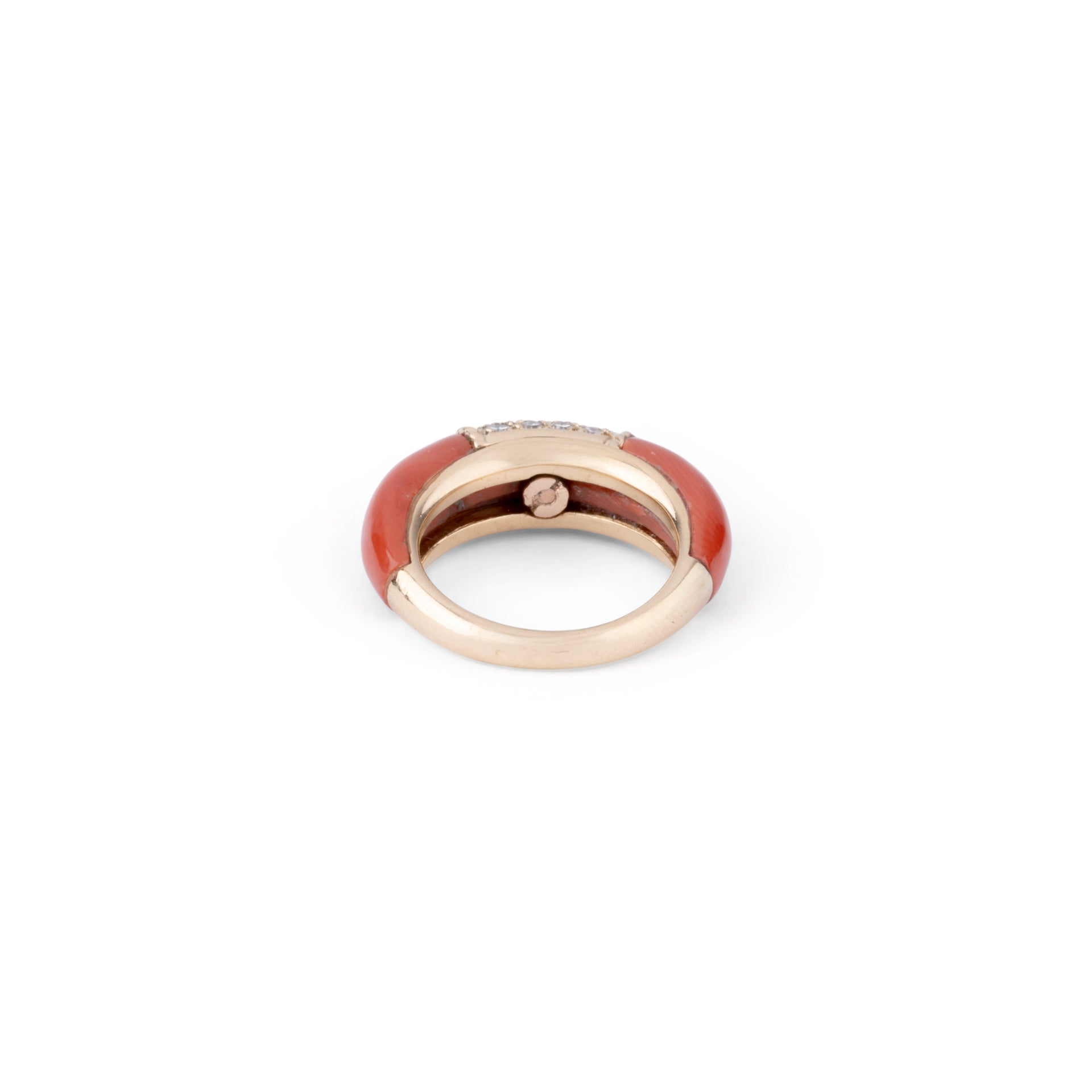 Bague Van Cleef &amp; Arpels, collection Philippine en corail