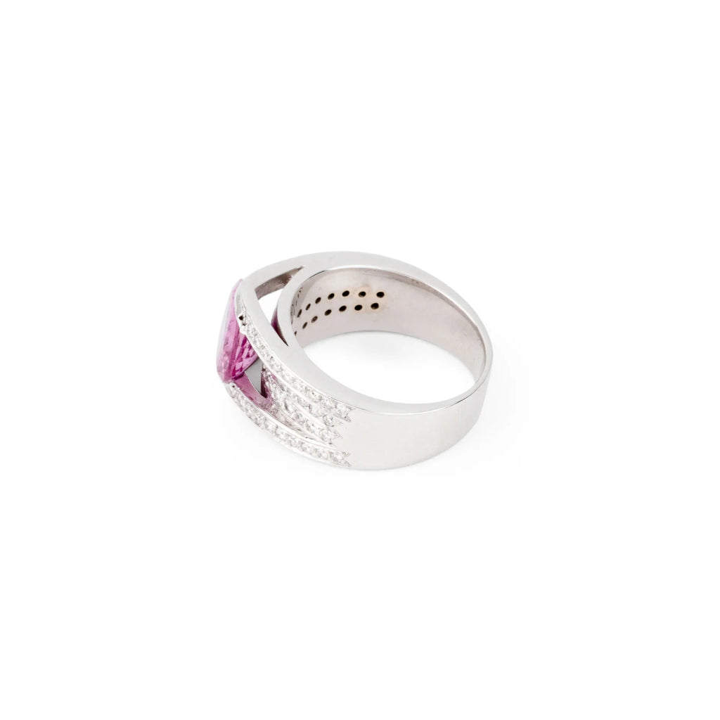 Grey gold ring with pink sapphire