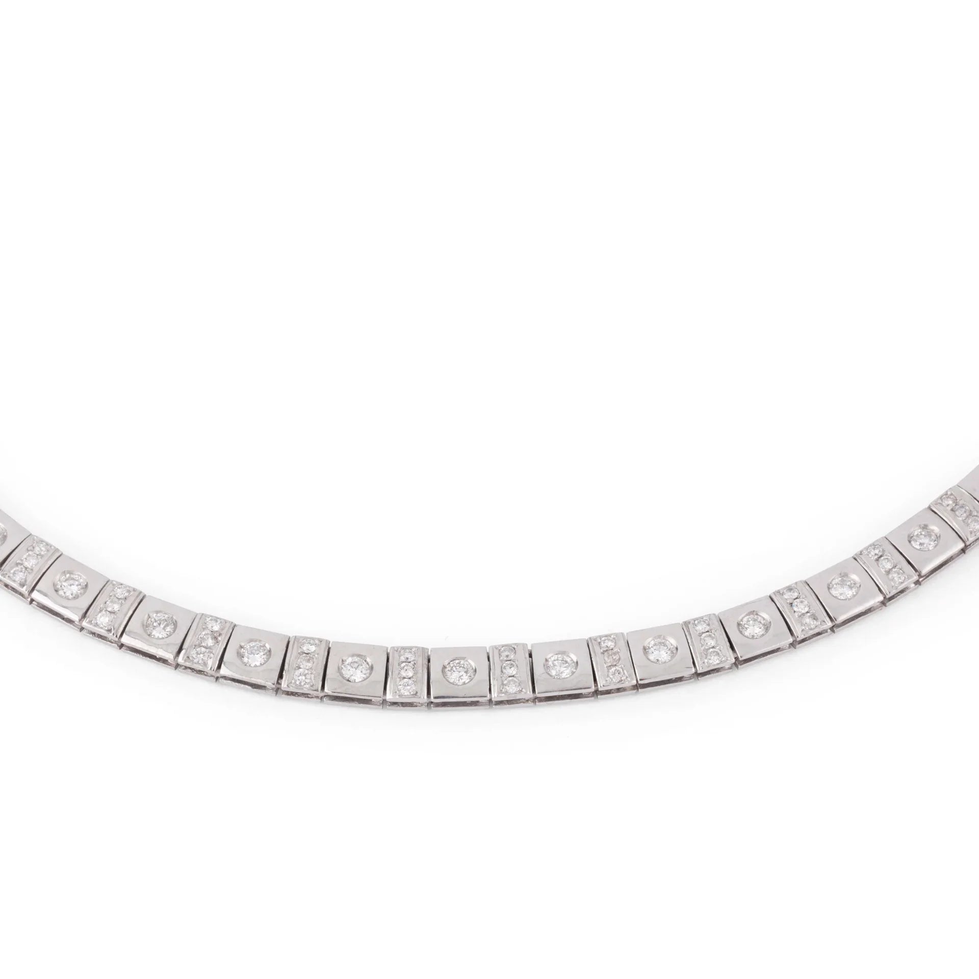 Collier en or gris et diamant