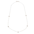 Collier en or gris ornée de 5 diamants entourés de plus petit diamant