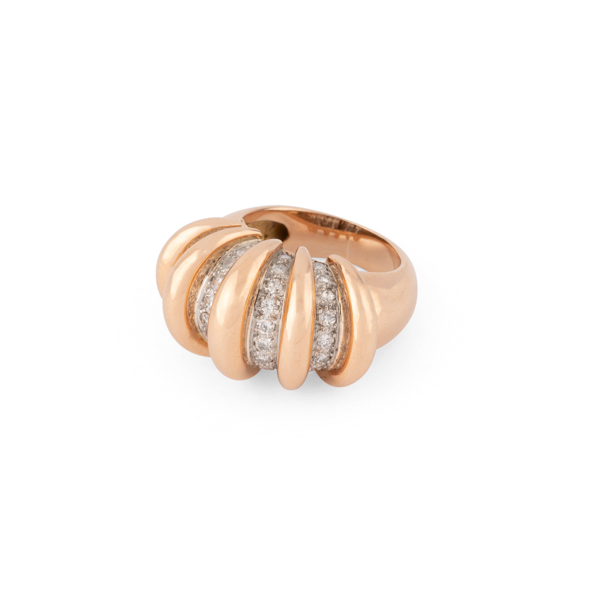 Bague godronnée  en or rose,platine et diamants