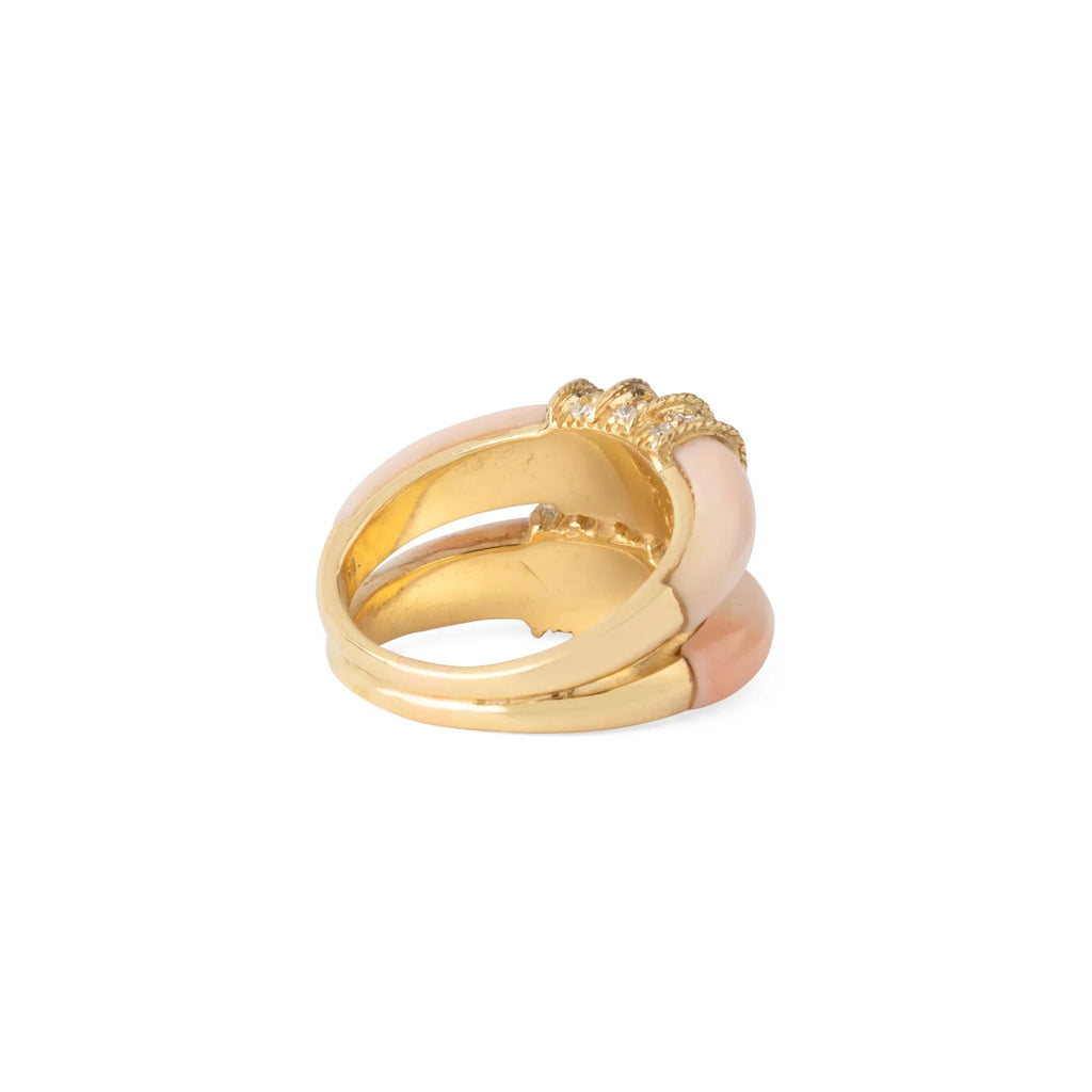 Bague double anneaux en corail peau d'ange sur or jaune