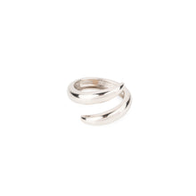 Charger l&#39;image dans la galerie, Bague de la maison Chaumet, collection Tango
