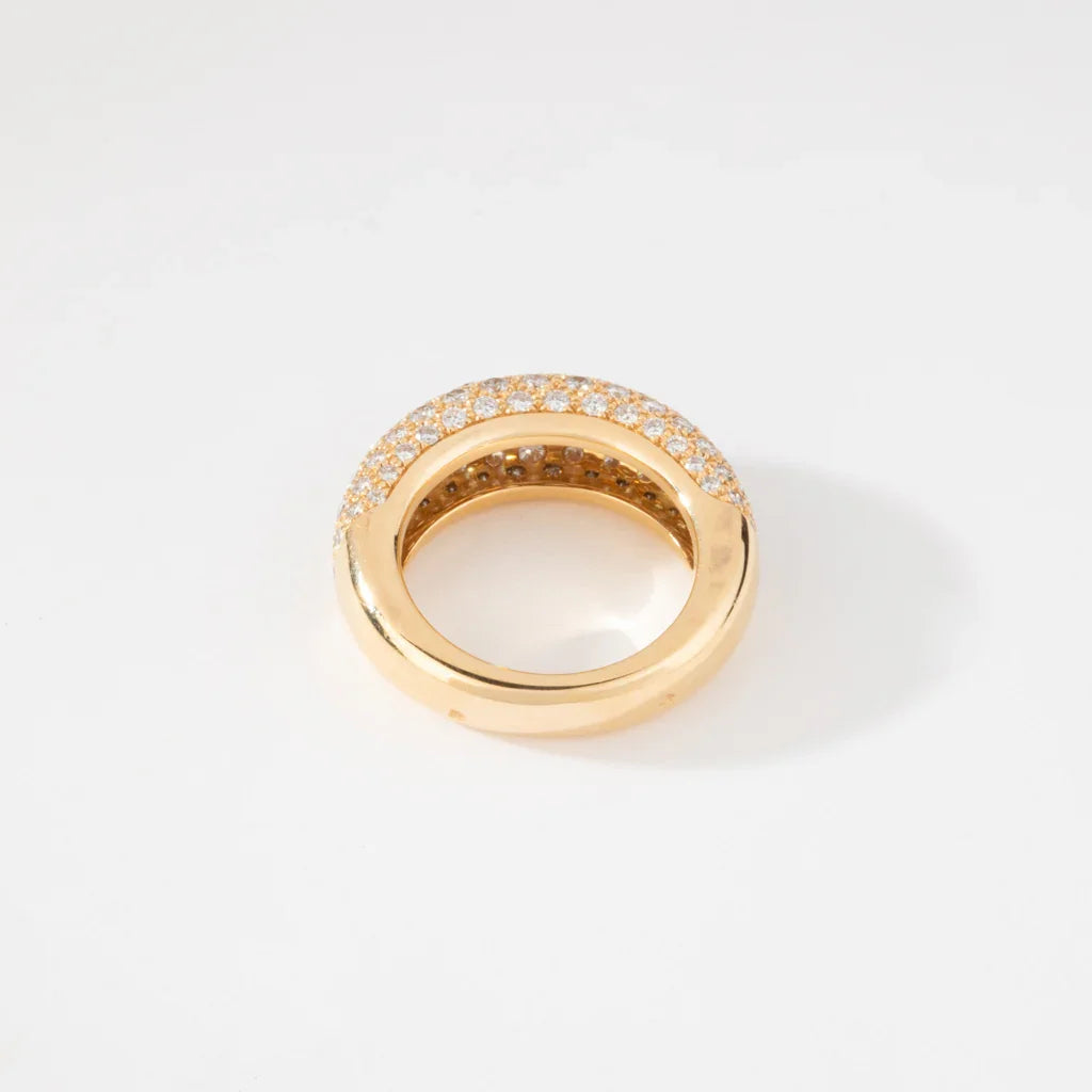 Bague jonc or jaune  en diamant de la maison Chaumet