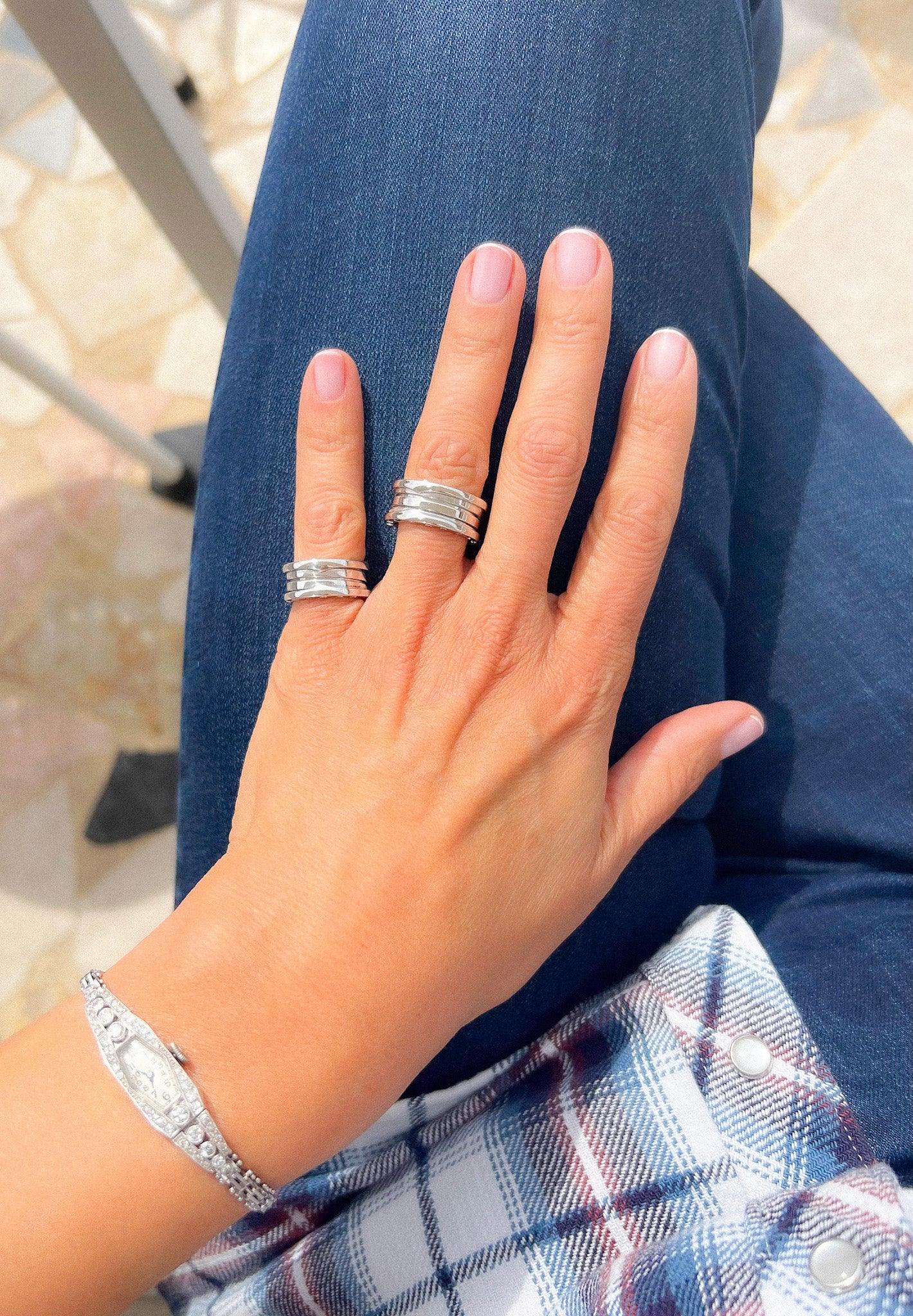Bvlgari B.Zero1 medium model ring in white gold