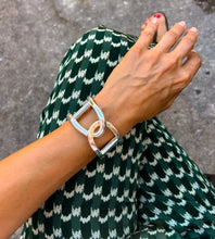 Charger l&#39;image dans la galerie, Bracelet jonc  en argent de la maison Hermès
