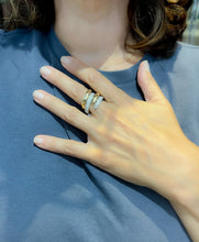 Charger l&#39;image dans la galerie, Bague de la maison Chaumet, collection Tango, en diamant
