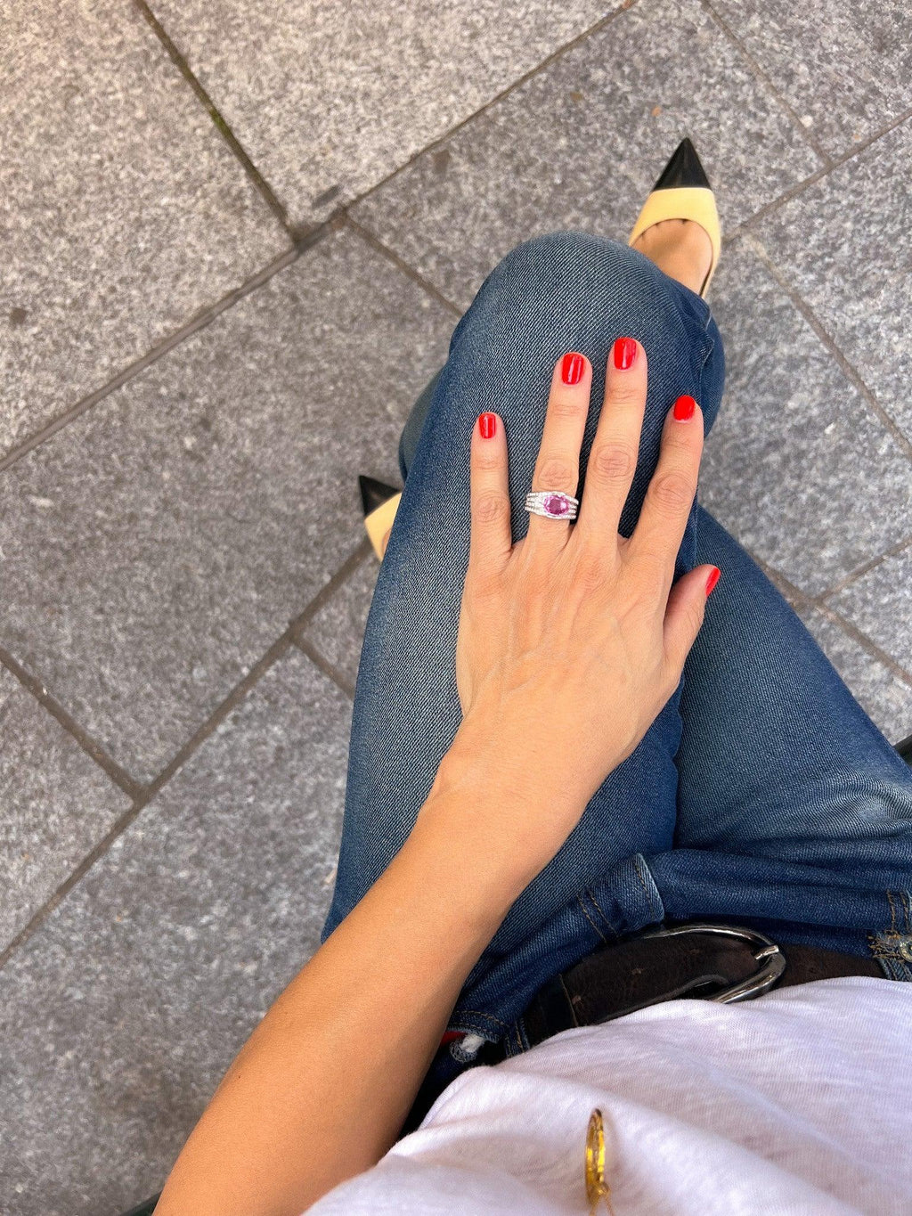 Grey gold ring with pink sapphire
