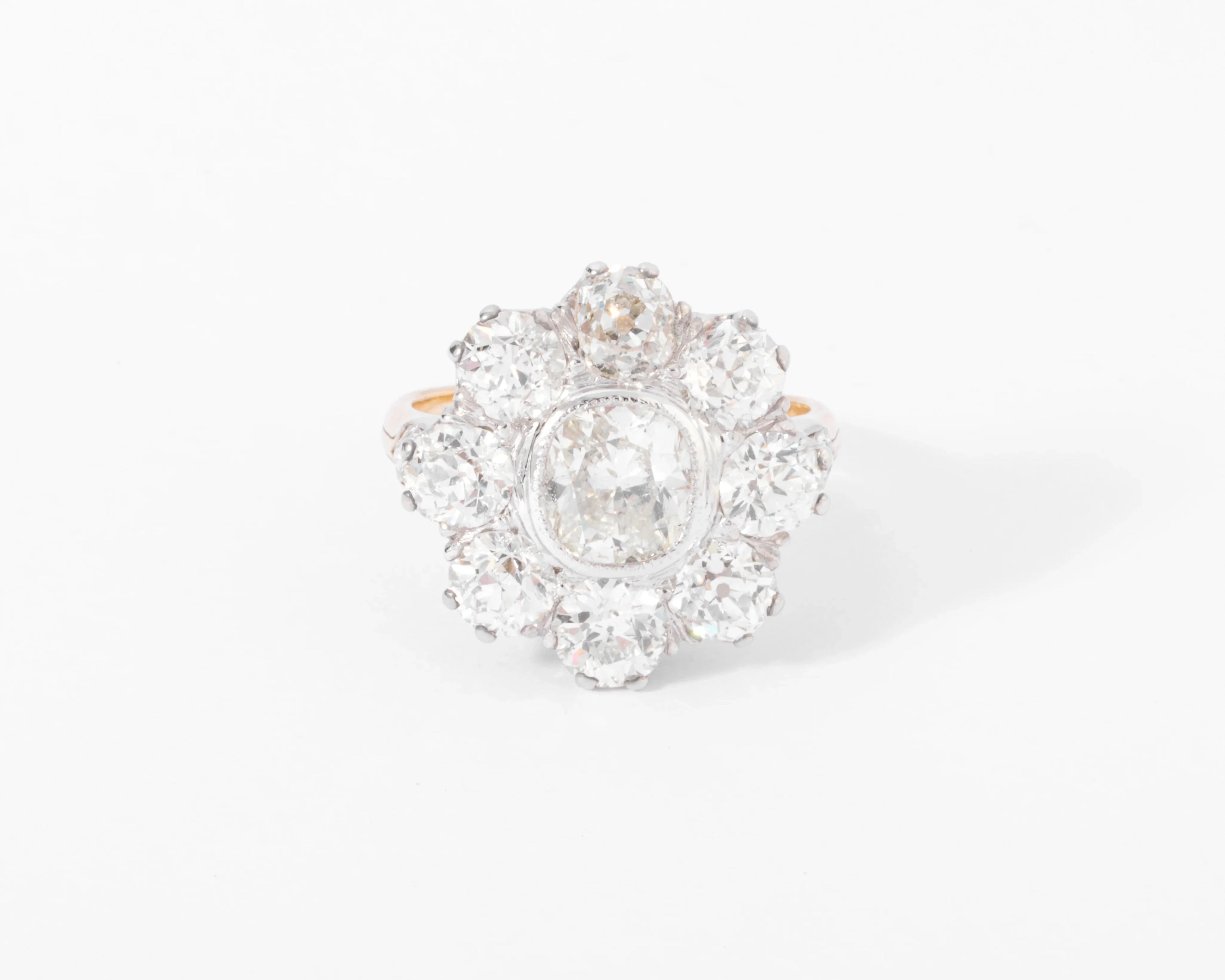 Daisy diamond ring