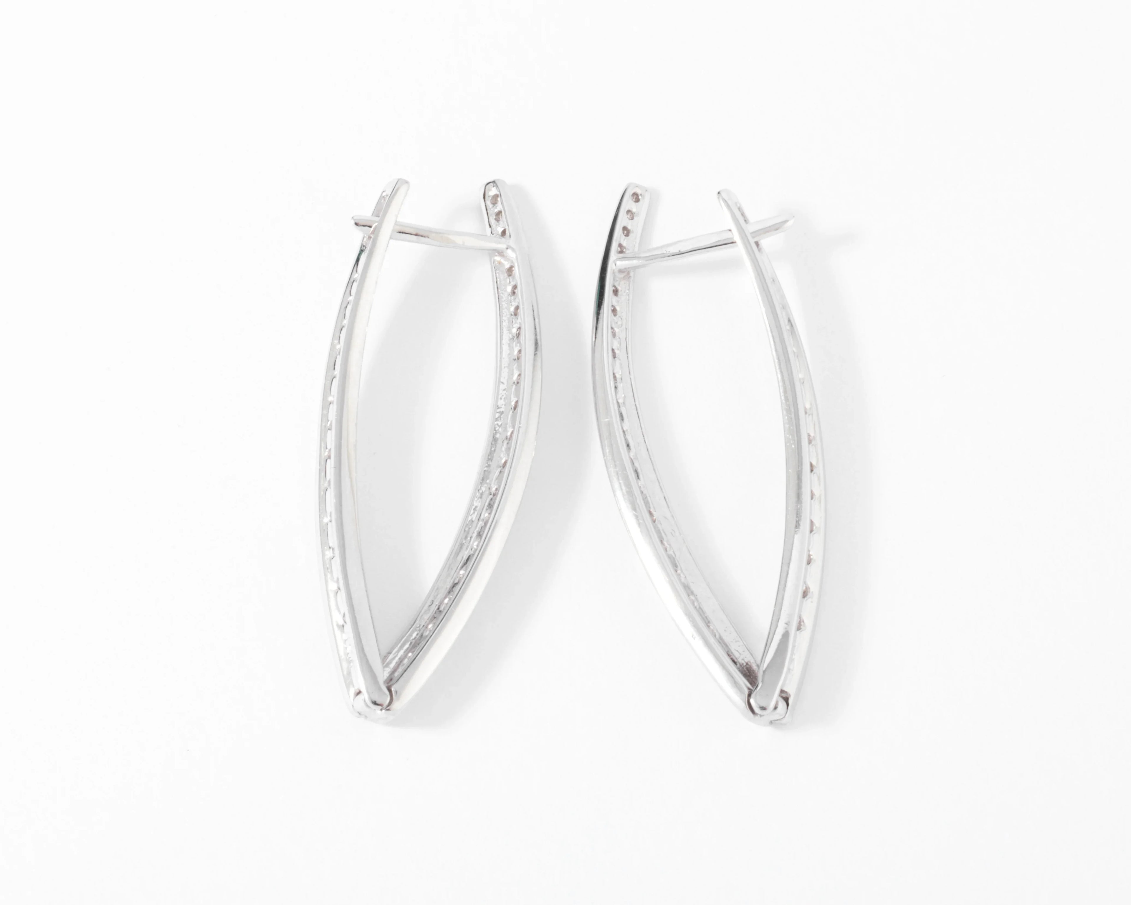 Boucles d'oreilles géométrique en diamant