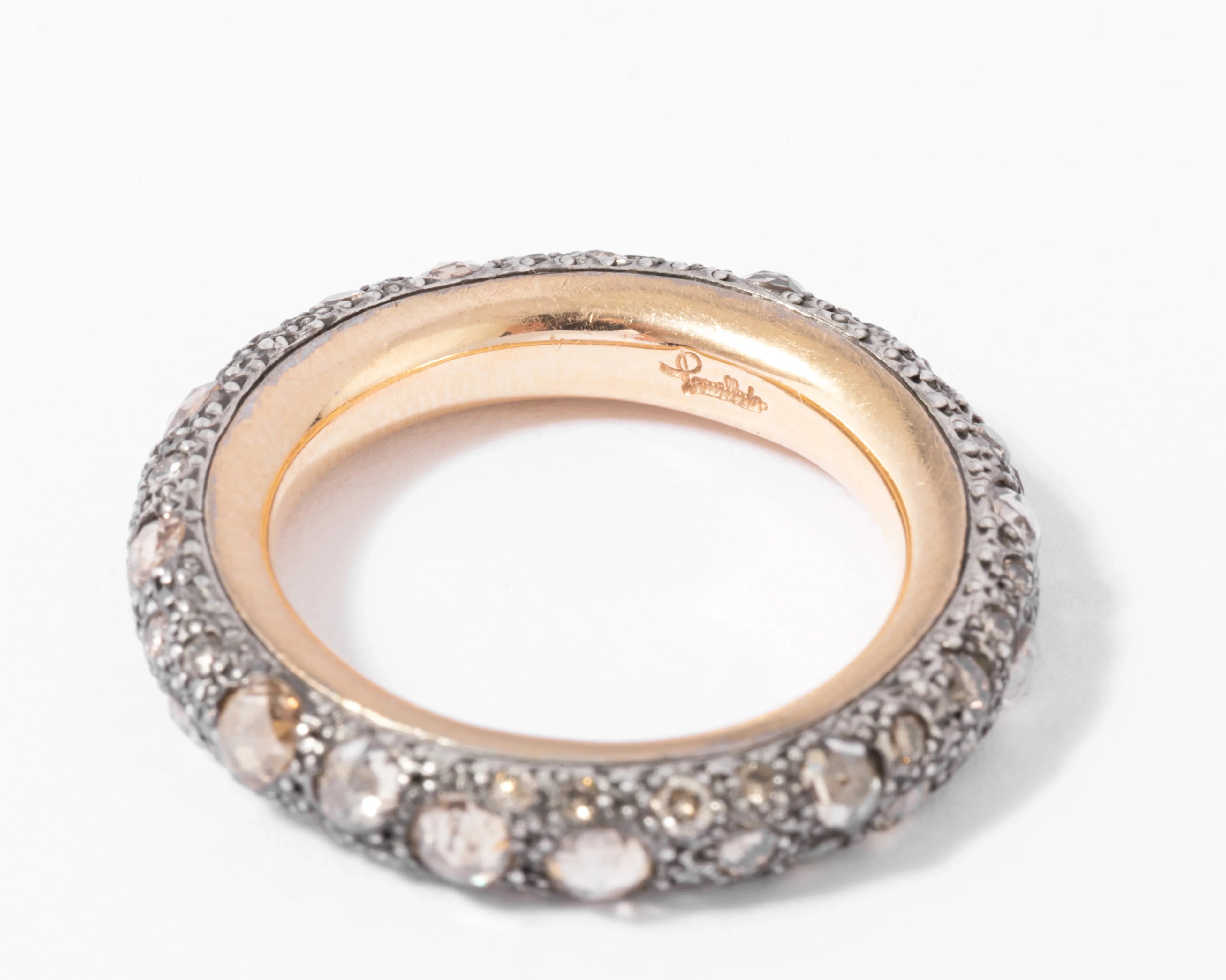 Alliance en diamant bruns de la maison Pomellato modèle Tango