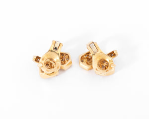 Boucles d'oreilles signée de la maison Dior en or jaune et diamant
