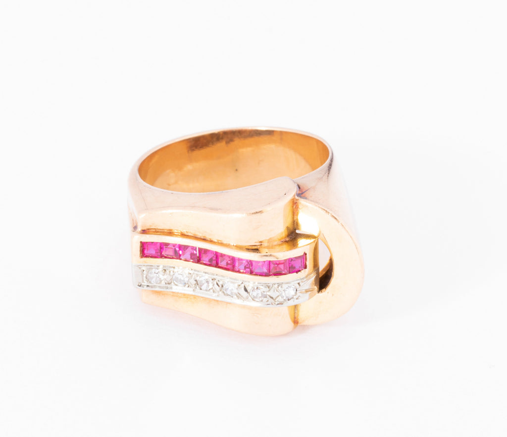 Rose gold tank ring with synthetic diamonds and rubies