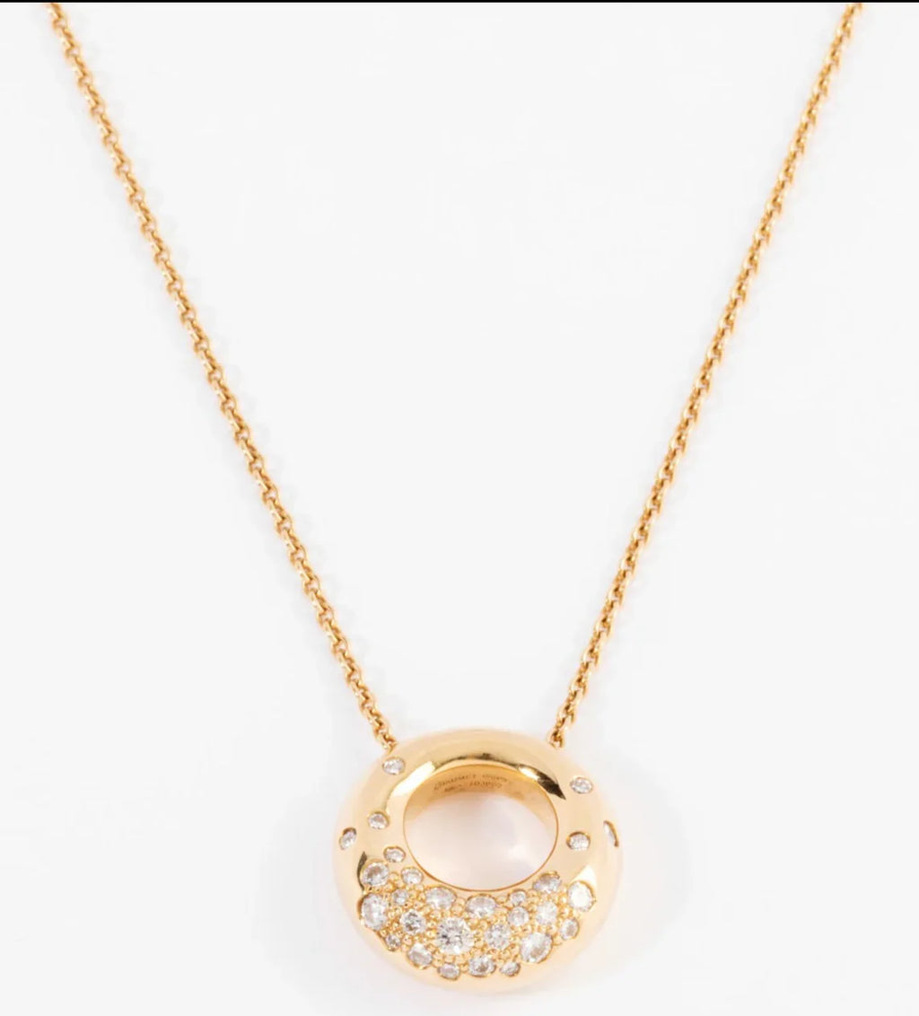 Collier signé de la maison Chaumet modèle anneau