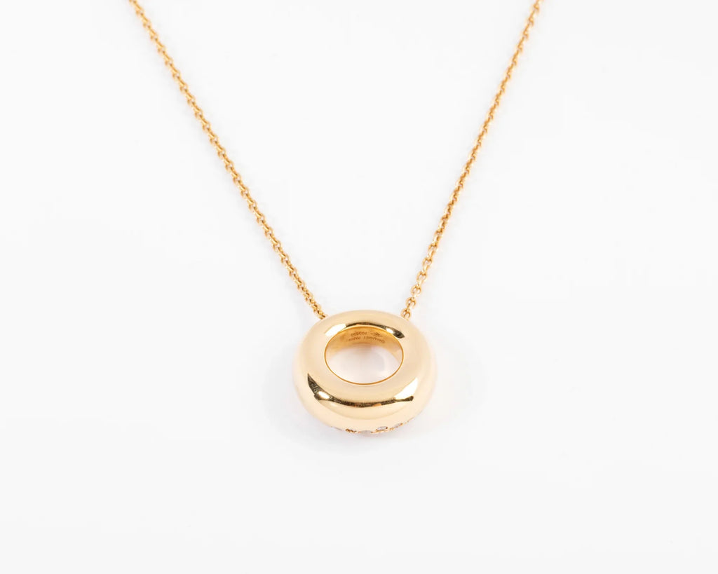 Collier signé de la maison Chaumet modèle anneau