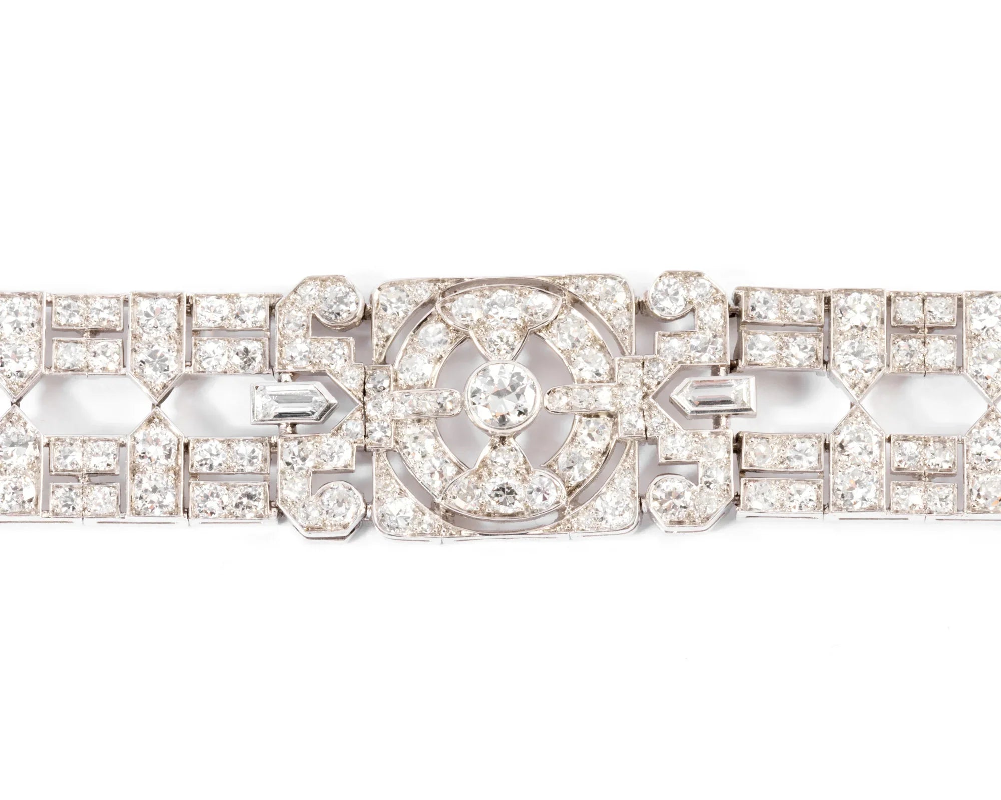 Art Deco platinum bracelet entirely paved with diamonds