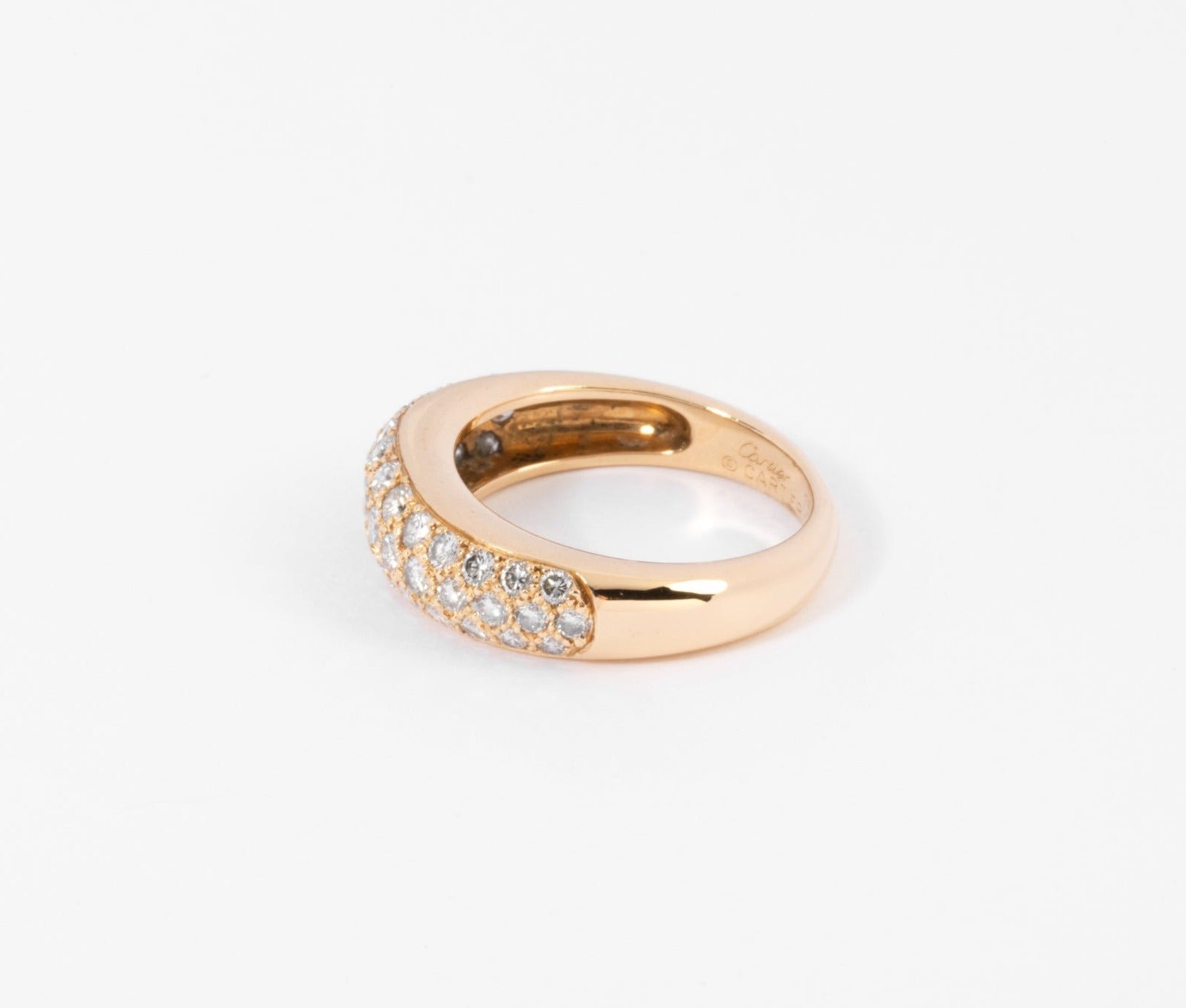Bague or jaune pavée de diamants de la maison Cartier