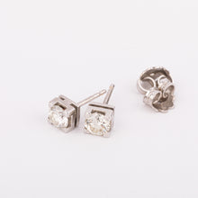 Charger l&#39;image dans la galerie, Paire de puce d&#39;oreilles en diamant de taille moderne
