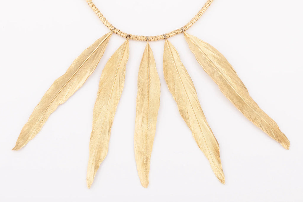 H.Stern gold necklace forming gold feathers