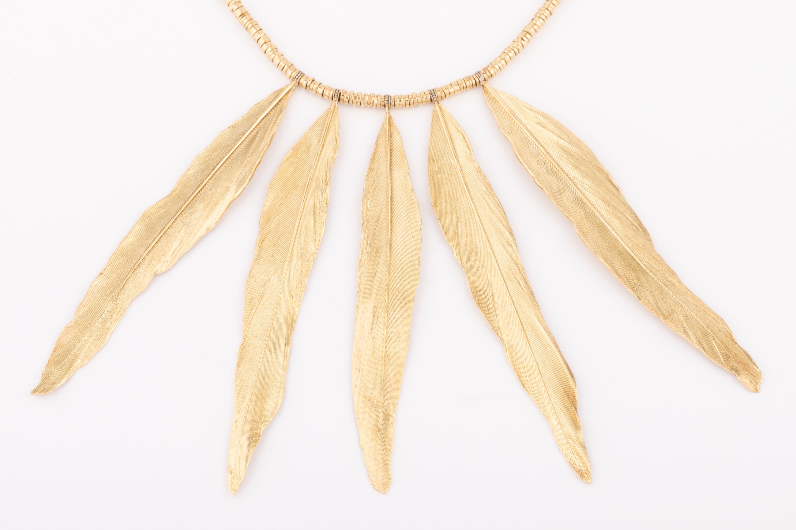 H.Stern gold necklace forming gold feathers