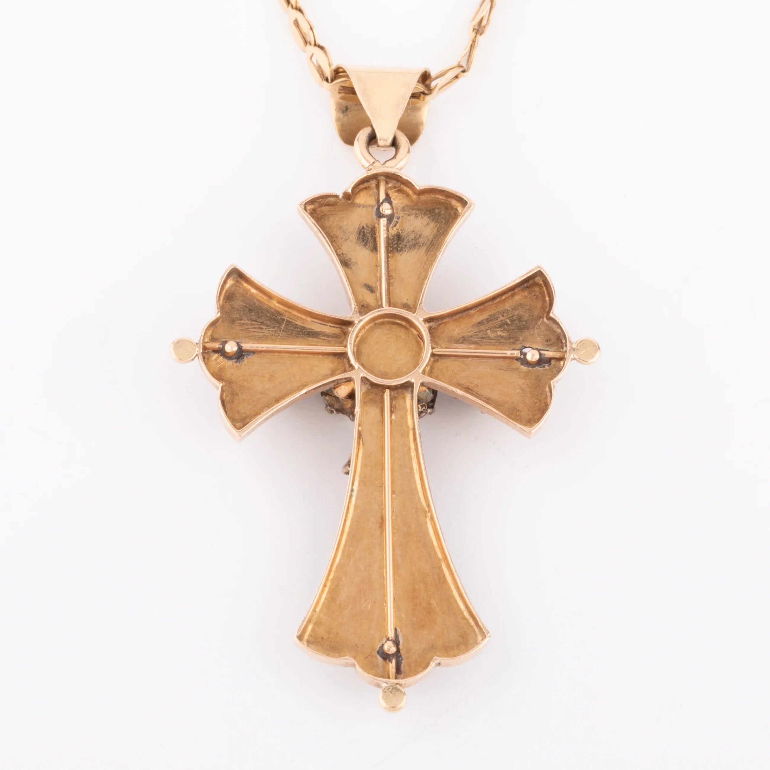 Croix or jaune et diamants