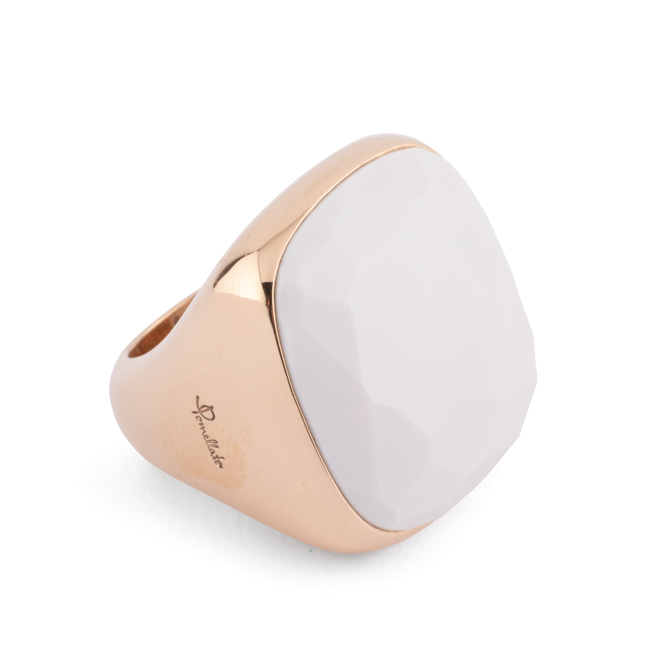 Rose gold ring from Pomellato, Victoria model