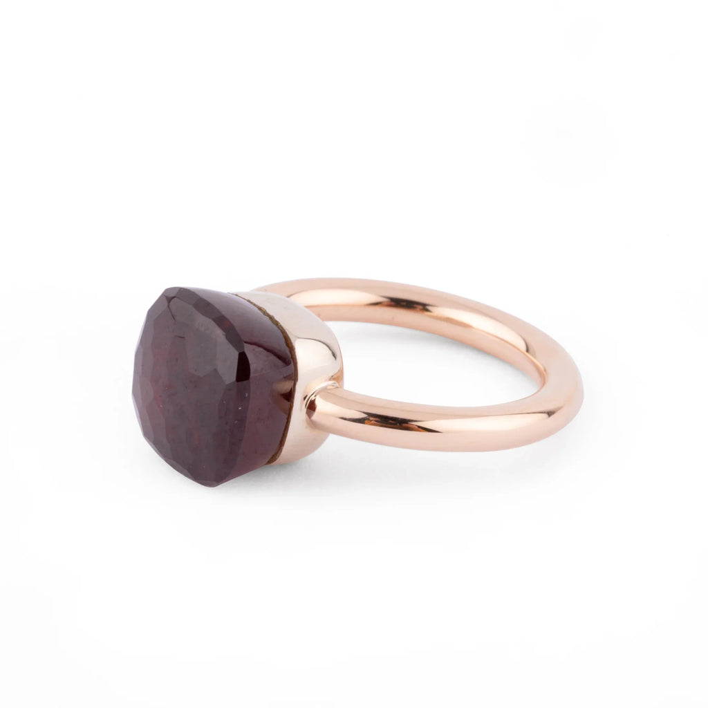 Pomellato Nudo ring with garnet