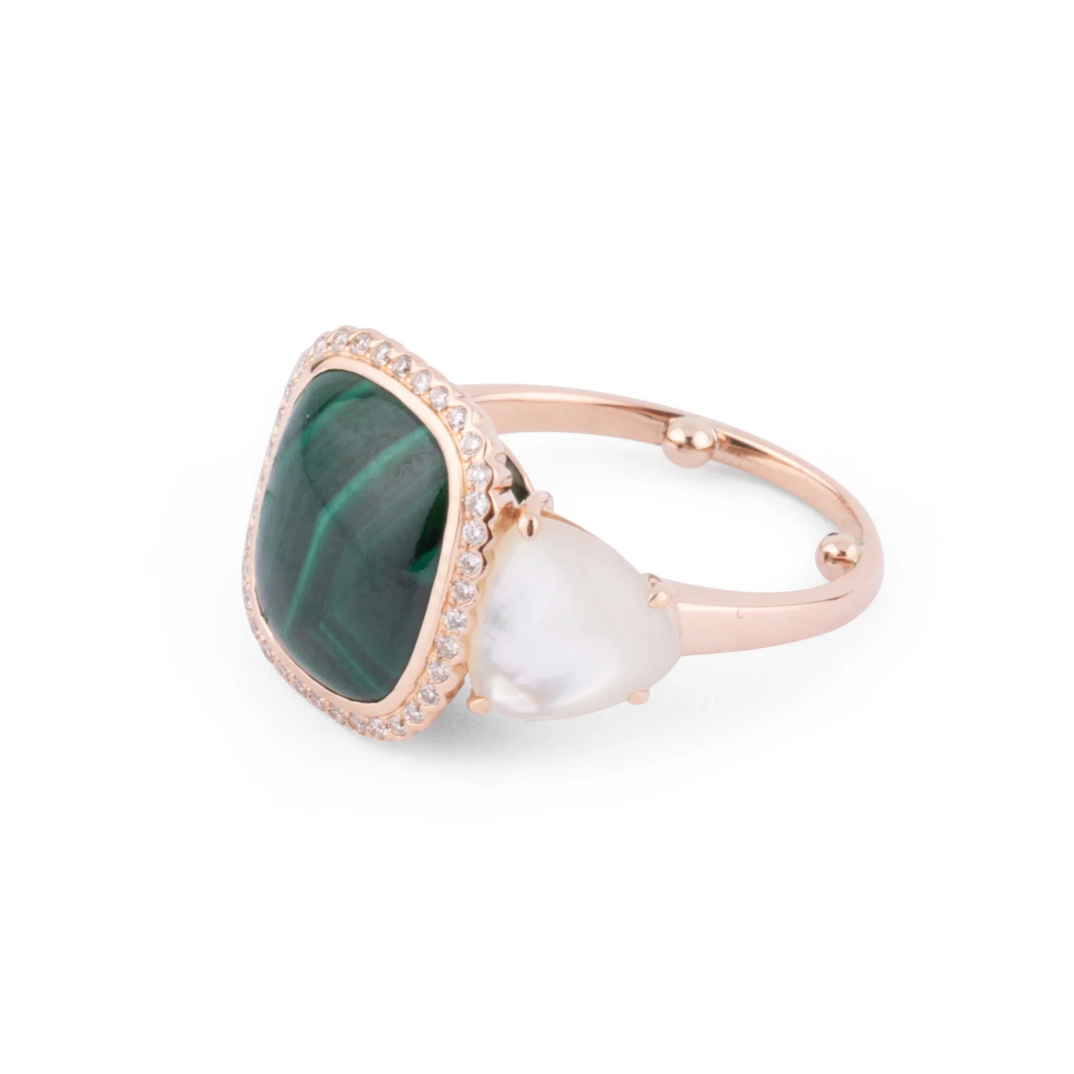 Yellow gold malachite, mother-of-pearl and diamond ring
