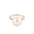 Yellow gold ring, adorned with a South Sea cultured Gold pearl