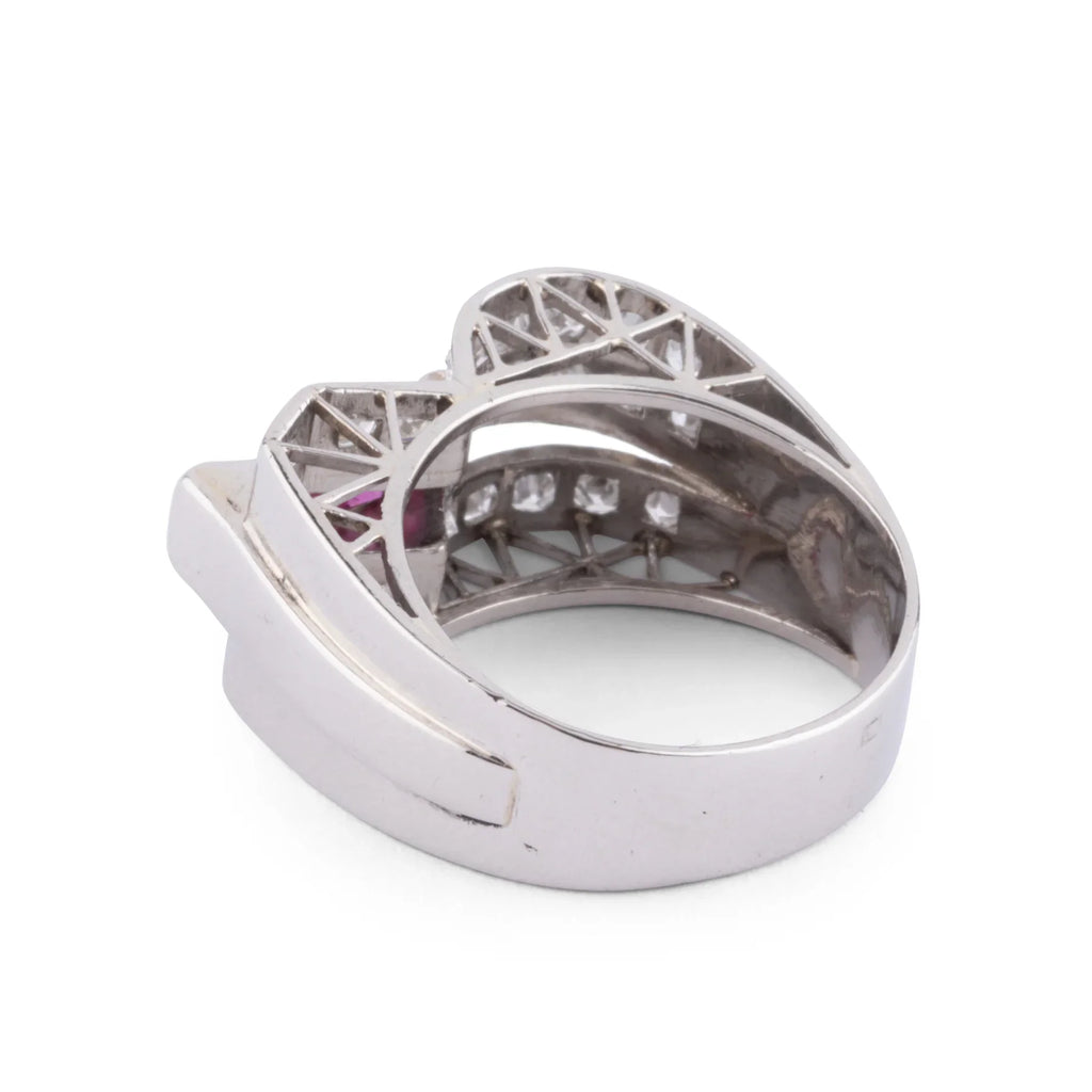 Bague en platine diamant et rubis
