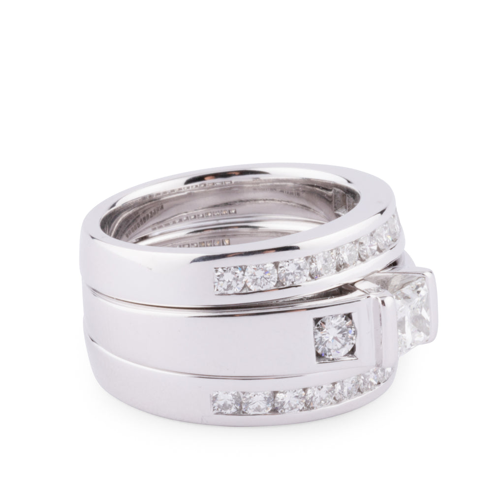White gold and princess cut diamond ring
