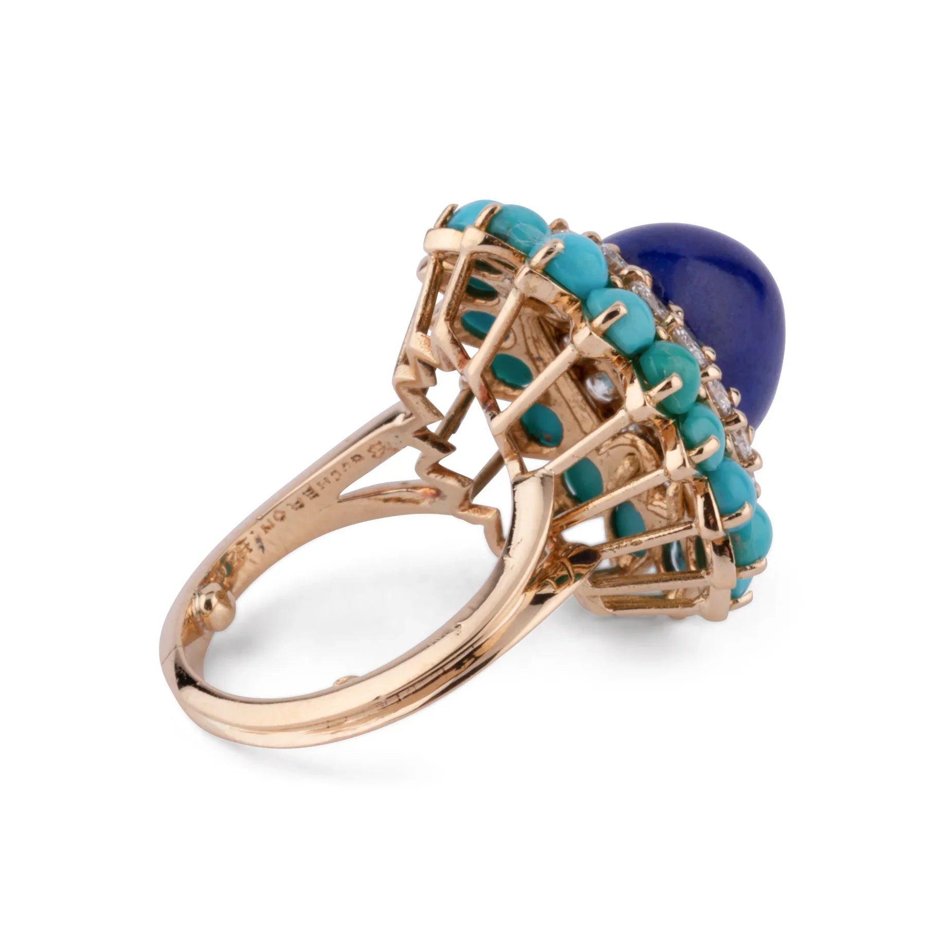 Bague cocktail en or jaune de la maison Boucheron