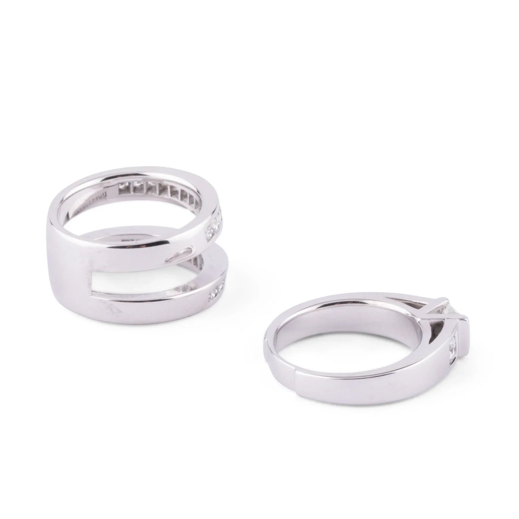 White gold and princess cut diamond ring