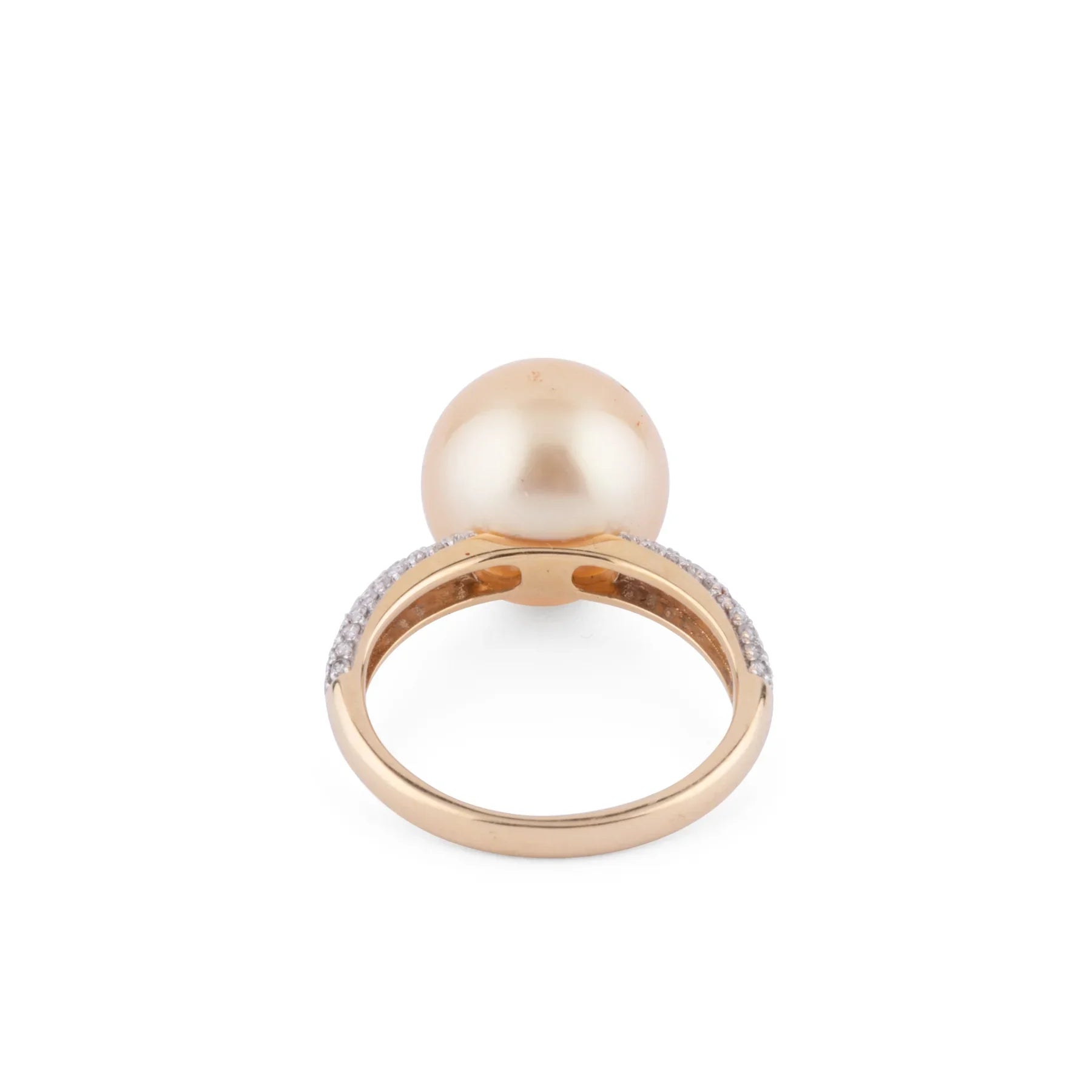 Yellow gold ring, adorned with a South Sea cultured Gold pearl